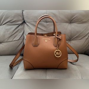 Michael Kors, Tan, Leather, medium sized handbag.